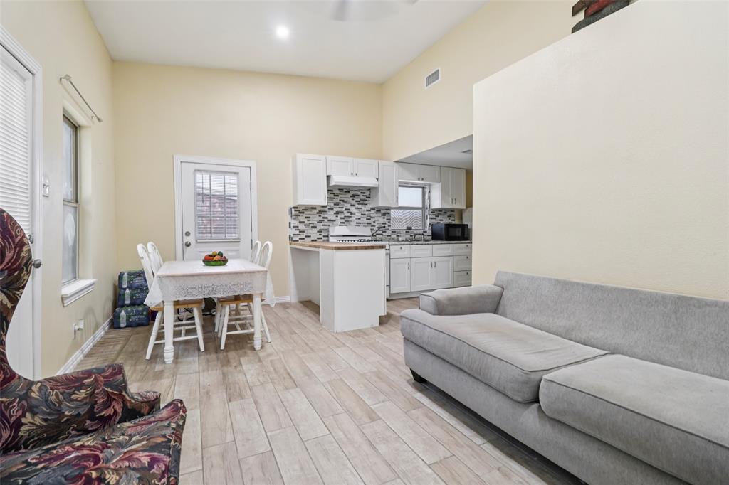 A Slayback - Residential