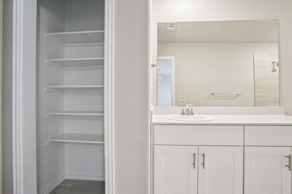 Lakehaven - Residential