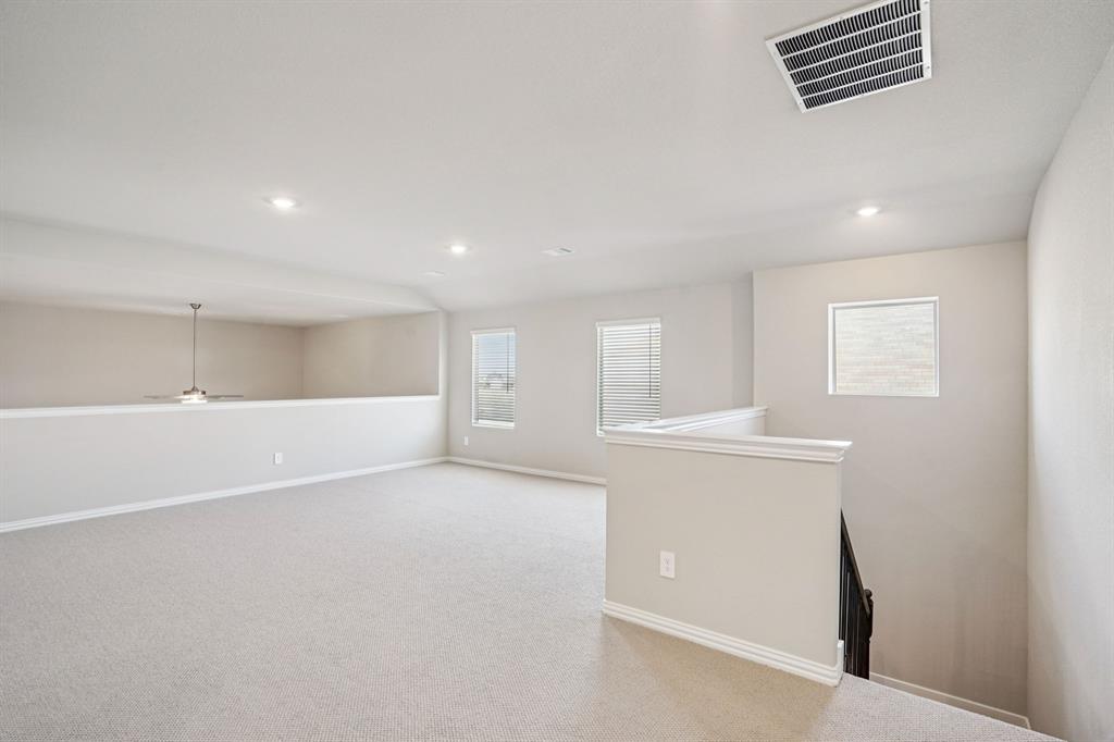 Lakehaven - Residential