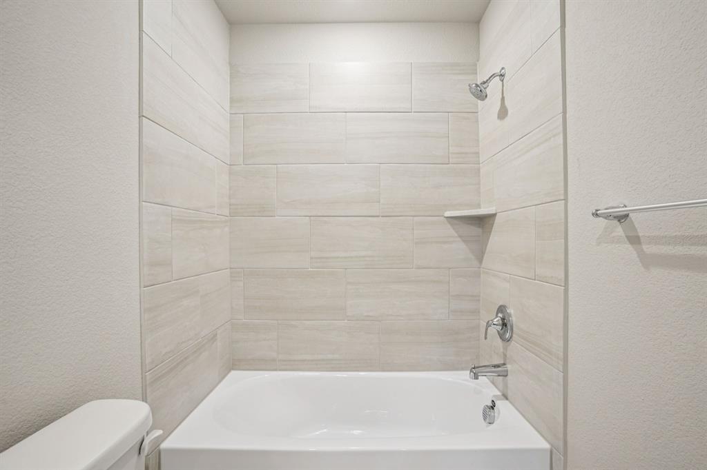 Lakehaven - Residential