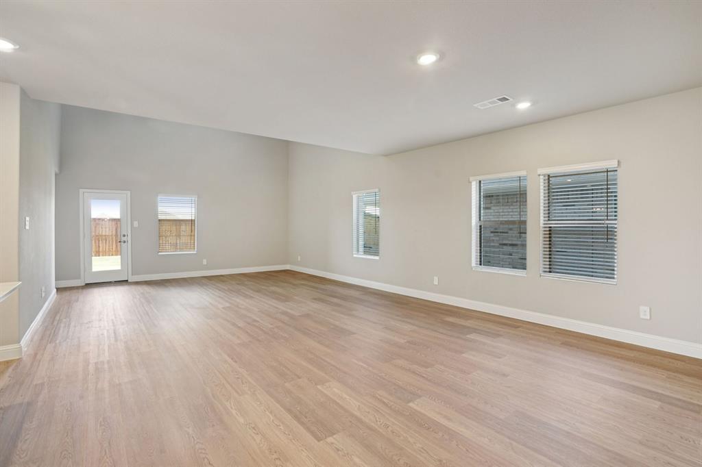 Lakehaven - Residential