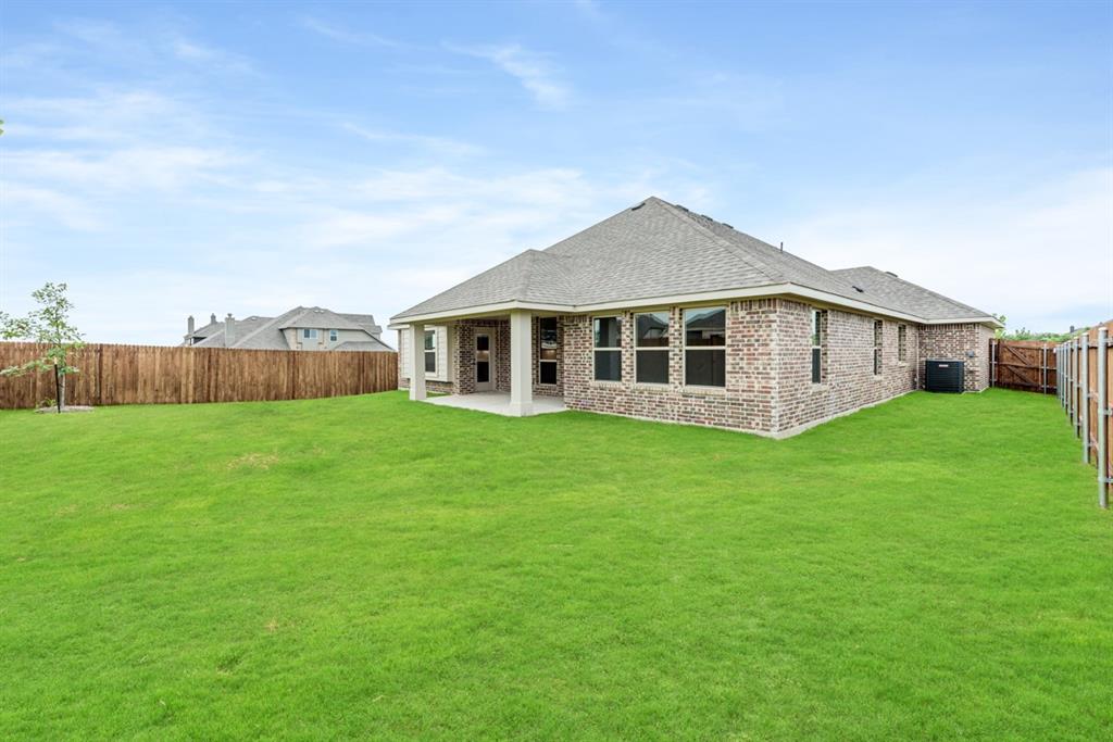 The Oasis at North Grove - Residential