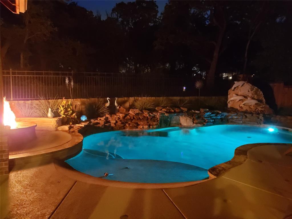 10909 Autumn Leaf Court