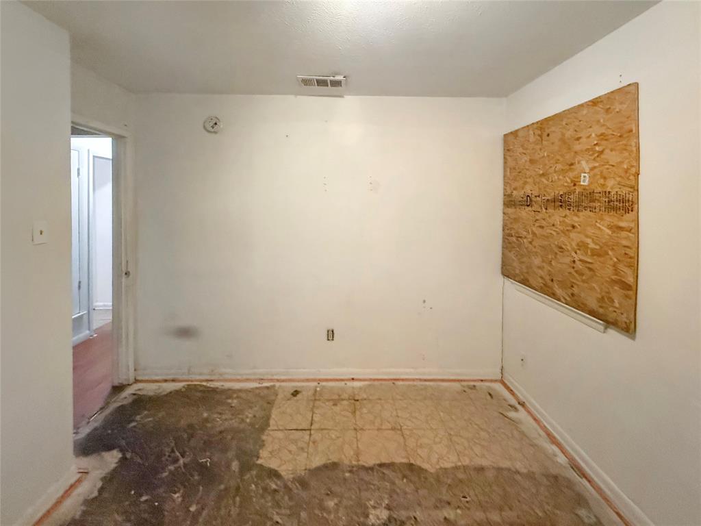 Tyre Estates Add - Residential