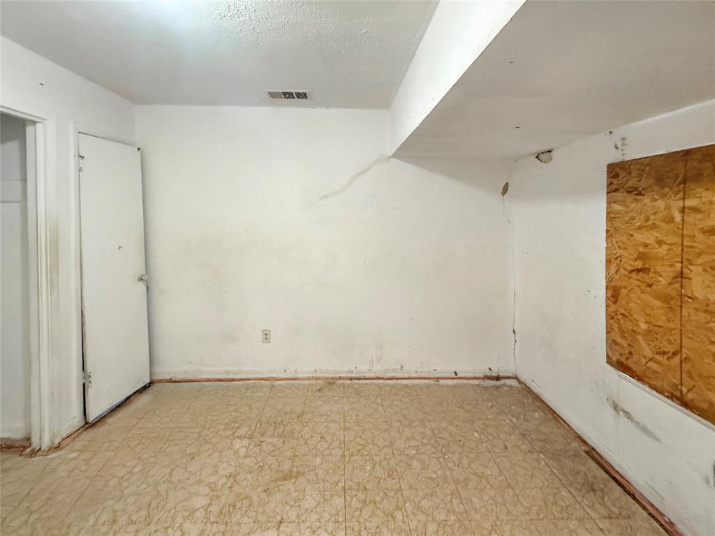 Tyre Estates Add - Residential