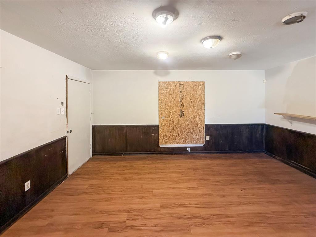 Tyre Estates Add - Residential