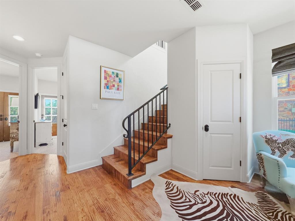 1021 Chapel Ridge Road