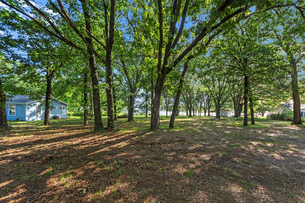 1805 Beavers Point