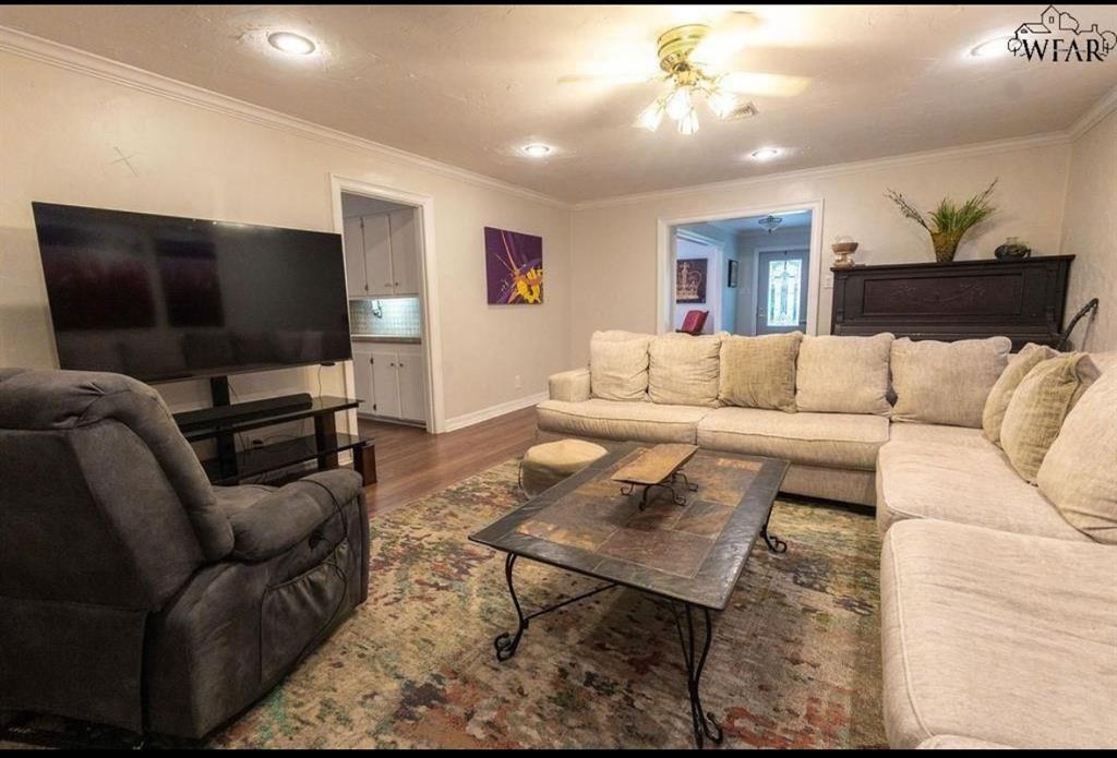 Colonial Park - Residential