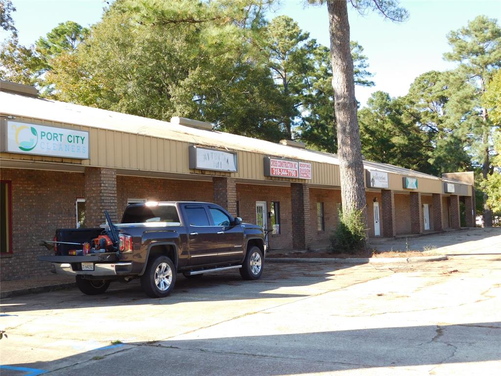Picadilly Park - Commercial Lease