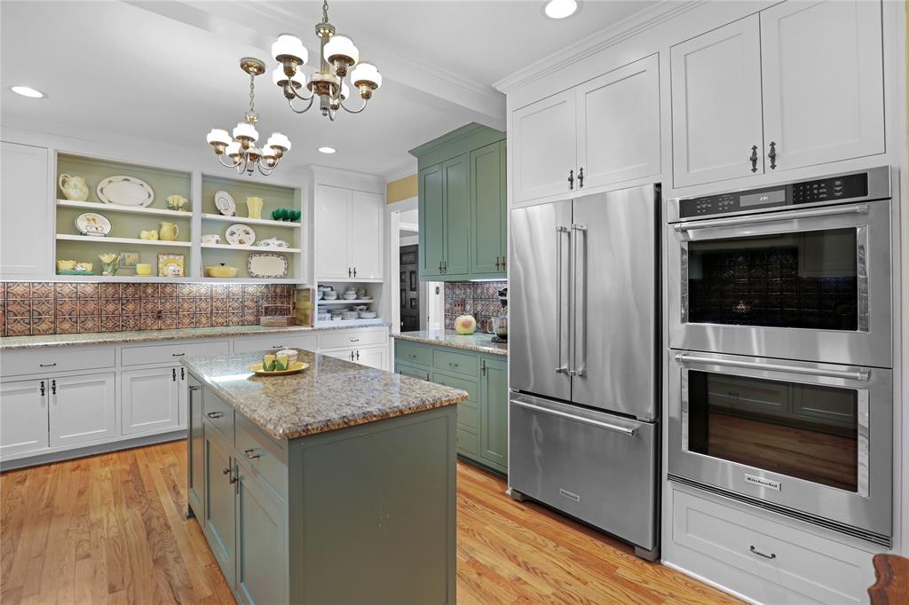 307 N College Street