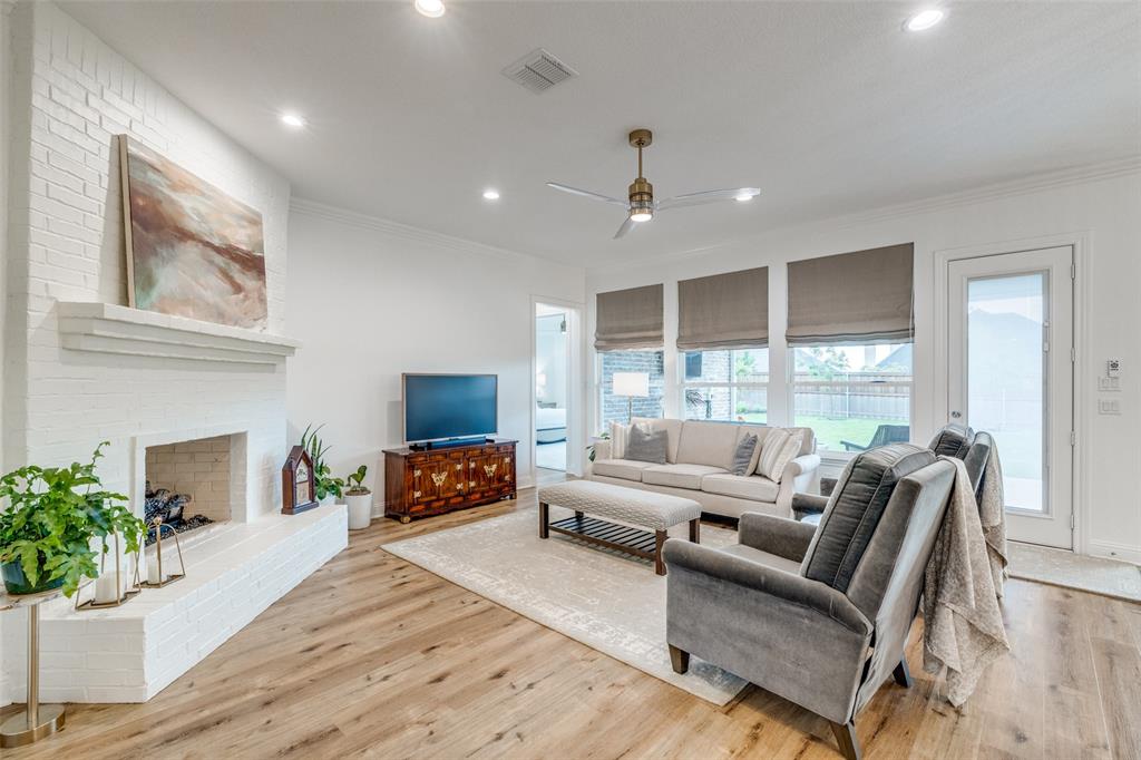 11008 Familia Real Drive