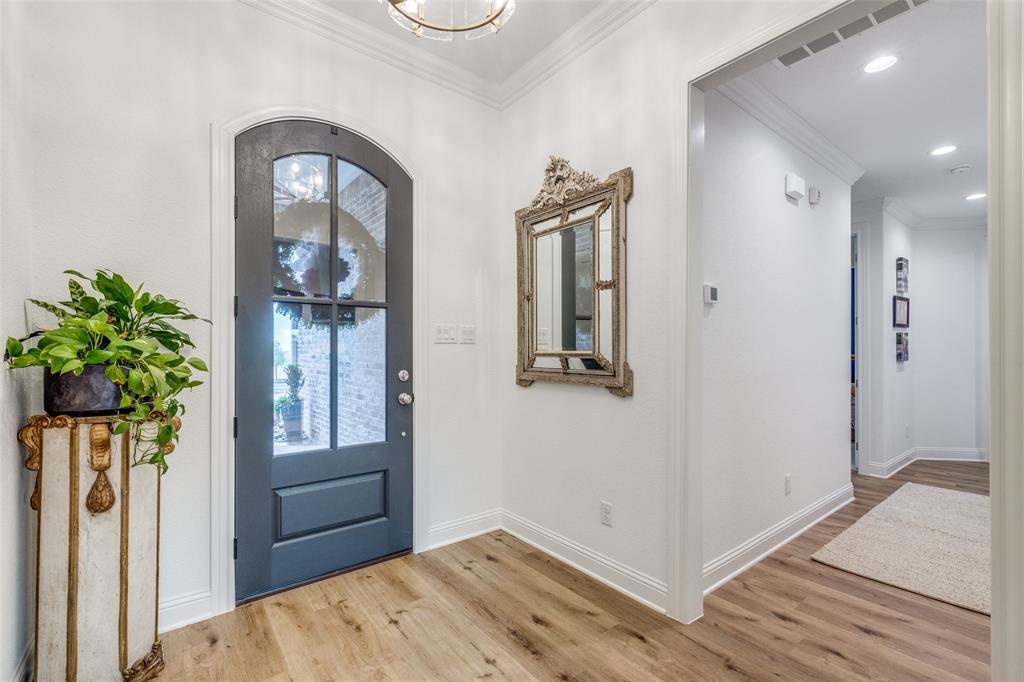 11008 Familia Real Drive