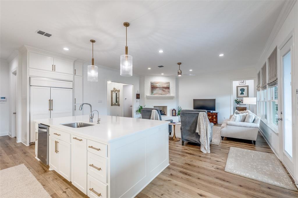 11008 Familia Real Drive