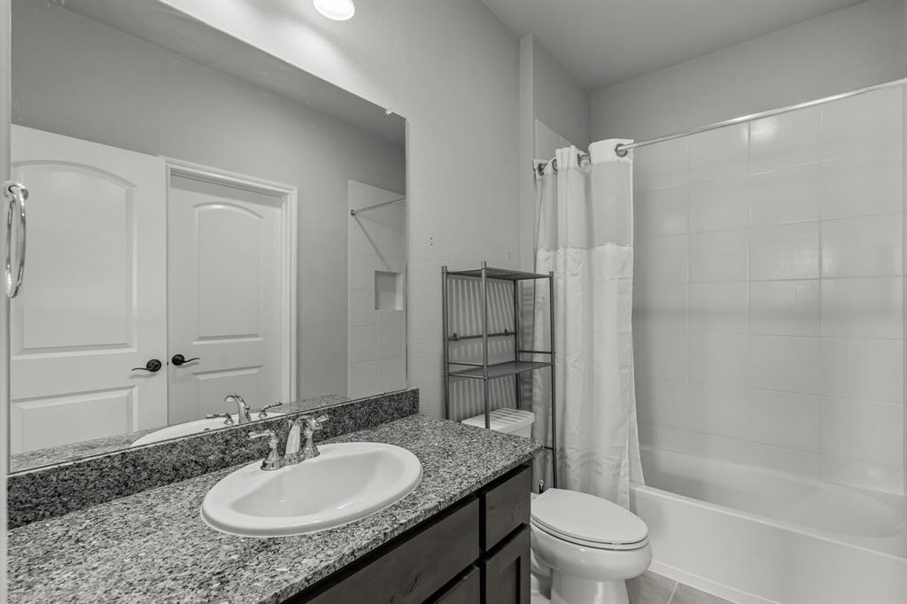 Southlake Meadow - Residential