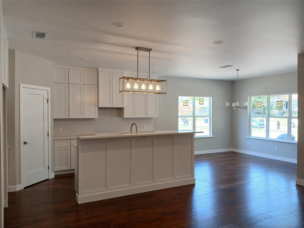 Chamberlain Arlington Heights 1st - Residential