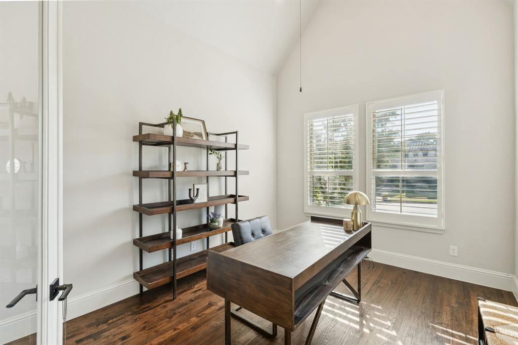 204 Chisholm Trail