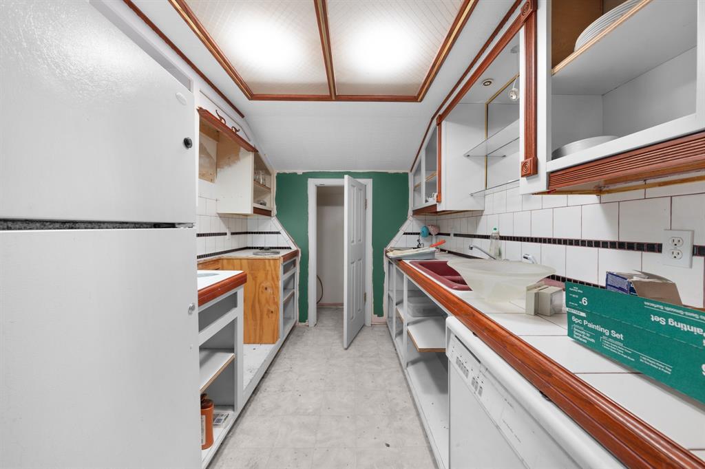 Caldwell Ss - Commercial Lease