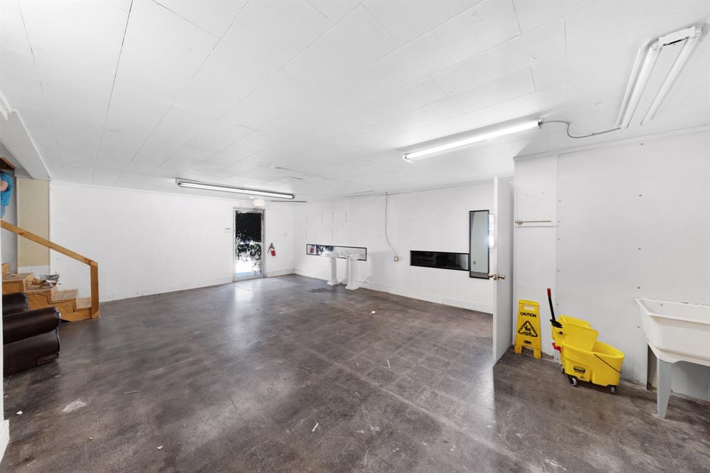 Caldwell Ss - Commercial Lease