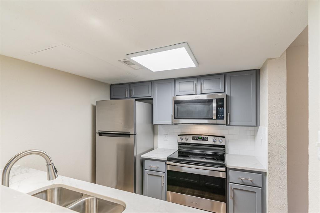 Condo Country creek - Residential