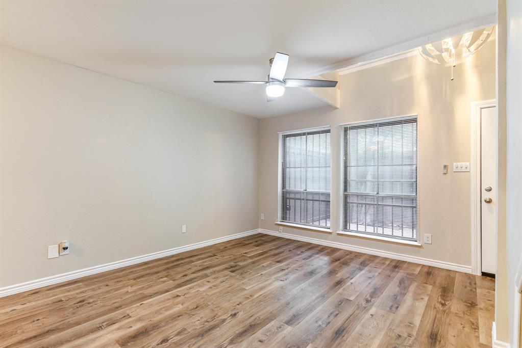 Condo Country creek - Residential