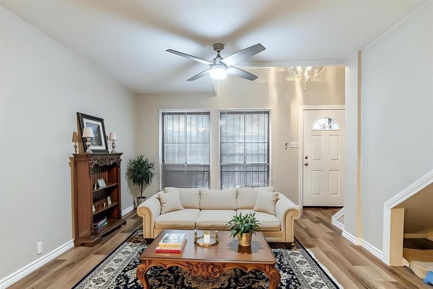 Welcome to your beautifully updated condo in a prime Dallas location! This charming 1-bedroom, 1-bathroom unit has been fully renovated and is truly move-in ready. Enjoy a freshly painted interior, brand-new flooring throughout—with luxurious vinyl plank flooring in the main living area and cozy carpet upstairs.

The staircase has been tastefully updated, and there's even a custom-built pet nook under the stairs—perfect for your dog or favorite furry friend!

Situated just minutes from downtown Dallas and the vibrant Bishop Arts District, you'll have easy access to shopping, dining, and entertainment.

Don't miss out on this stylish and conveniently located gem!