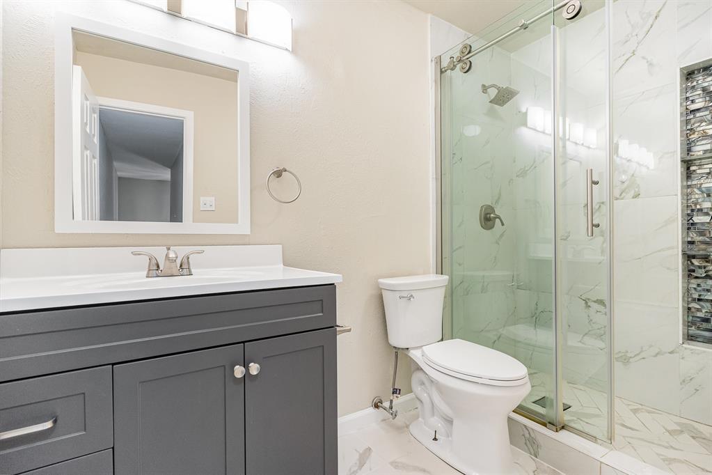 Condo Country creek - Residential