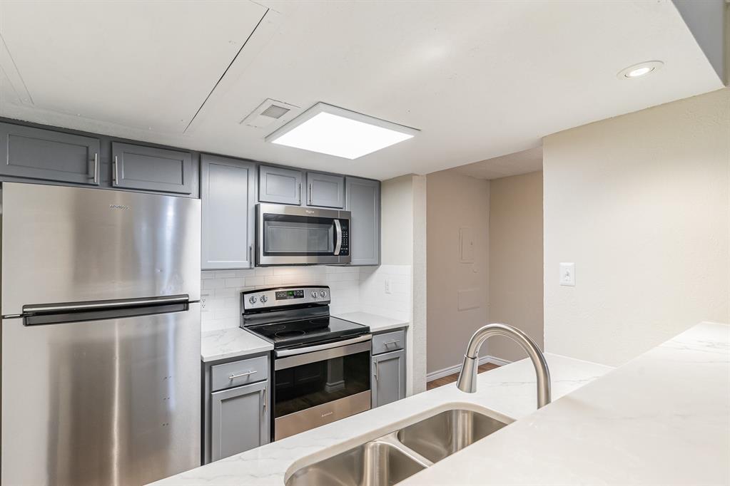 Condo Country creek - Residential