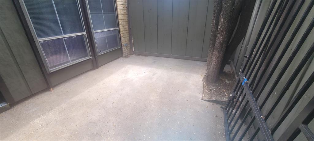 Condo Country creek - Residential