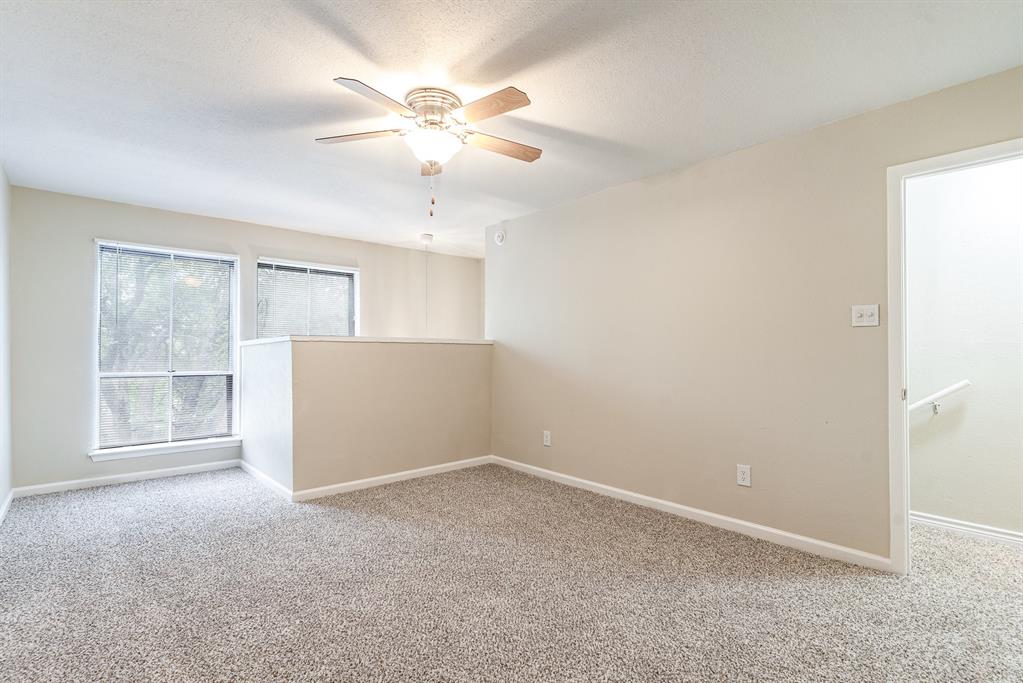 Condo Country creek - Residential