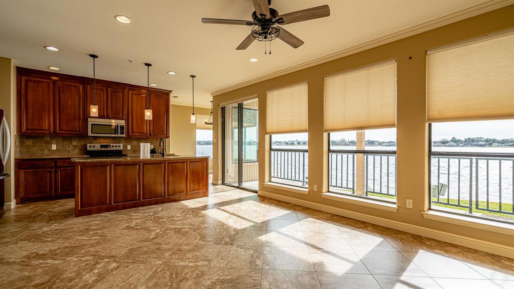 401 E Pearl Street 2103