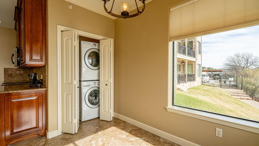 The Lodge Of Granbury - Residential