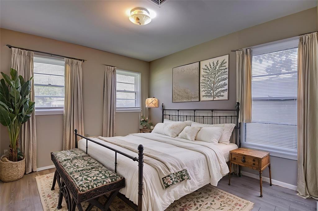 Original Cleburn - Residential