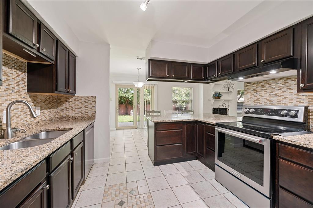 Kingswood Estates Add - Residential