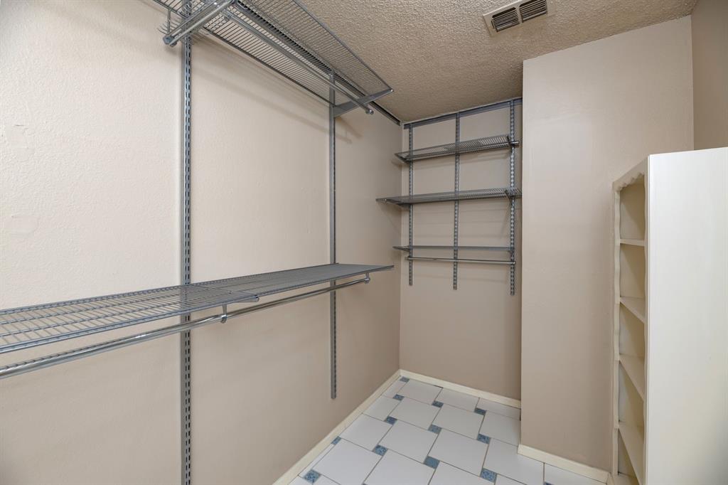 Jenson Oaks Add - Residential Lease