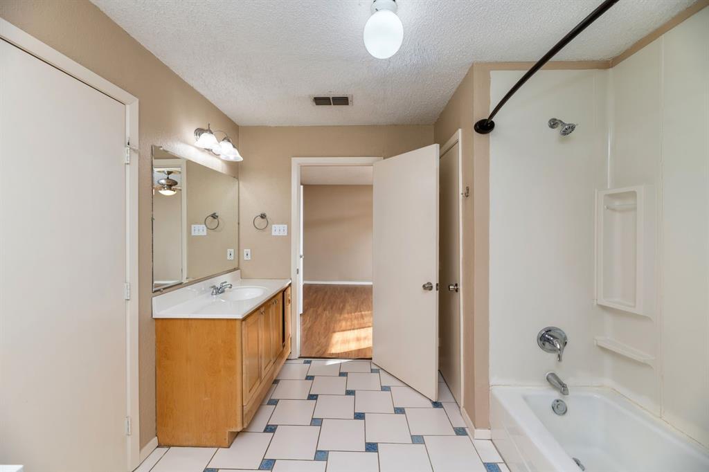 Jenson Oaks Add - Residential Lease