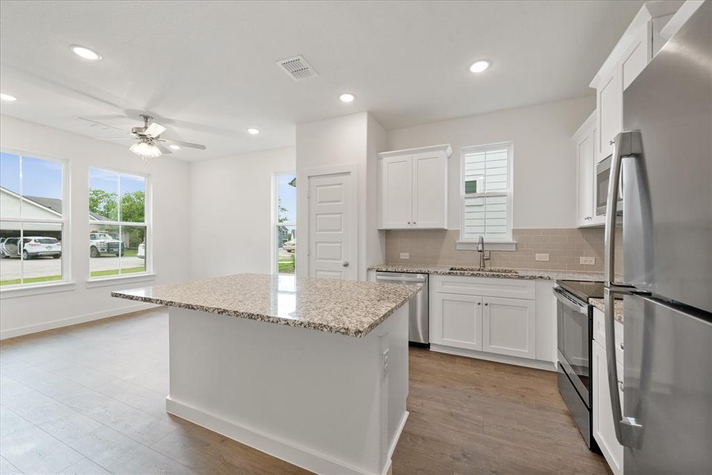 Runaway Bay - Residential Lease