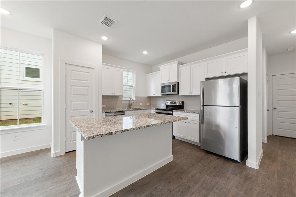 Runaway Bay - Residential Lease