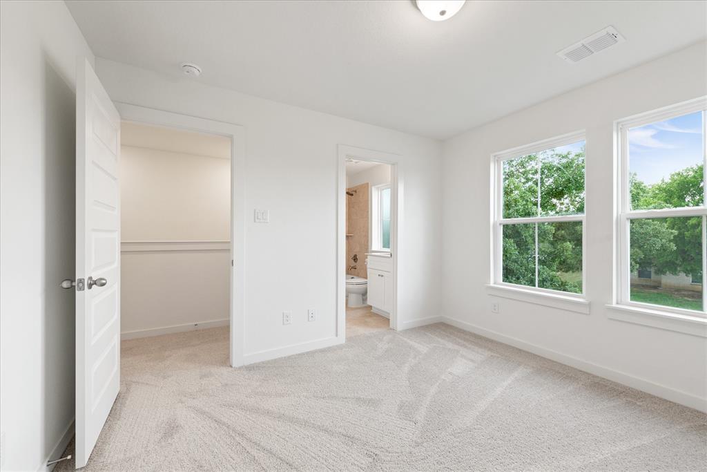 Runaway Bay - Residential Lease