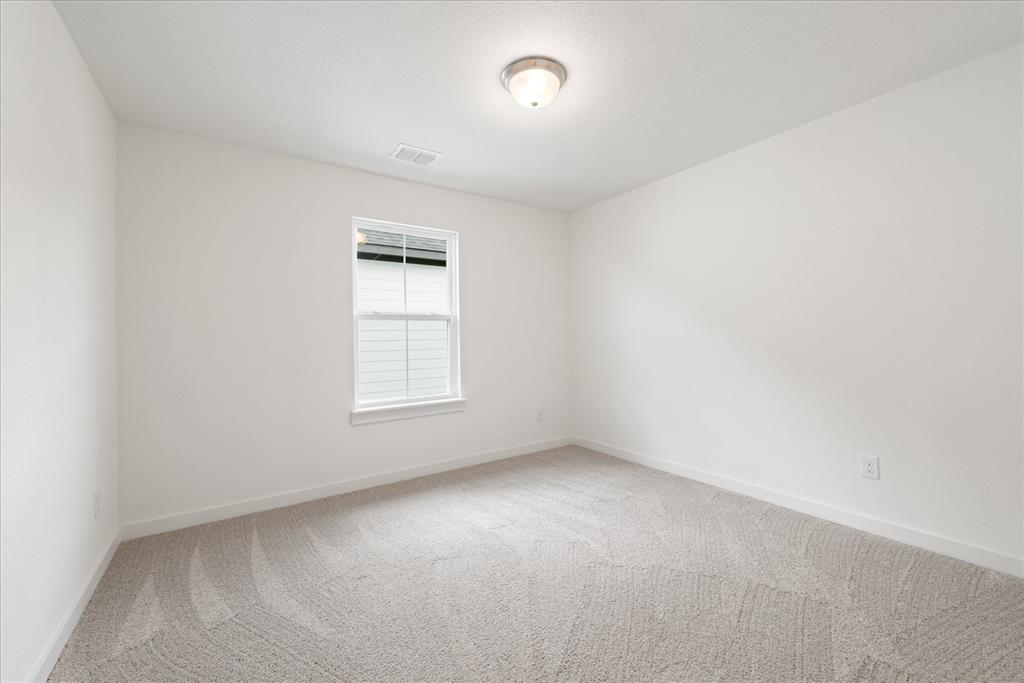 Runaway Bay - Residential Lease