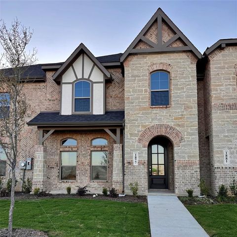 A home in Waxahachie