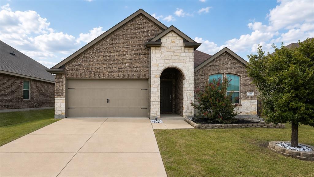 800 Goldenrod Lane