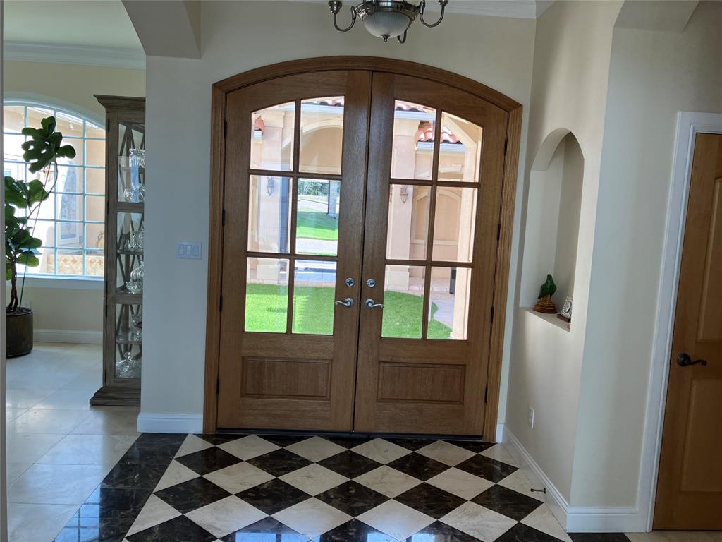 10061 Bluffview Court