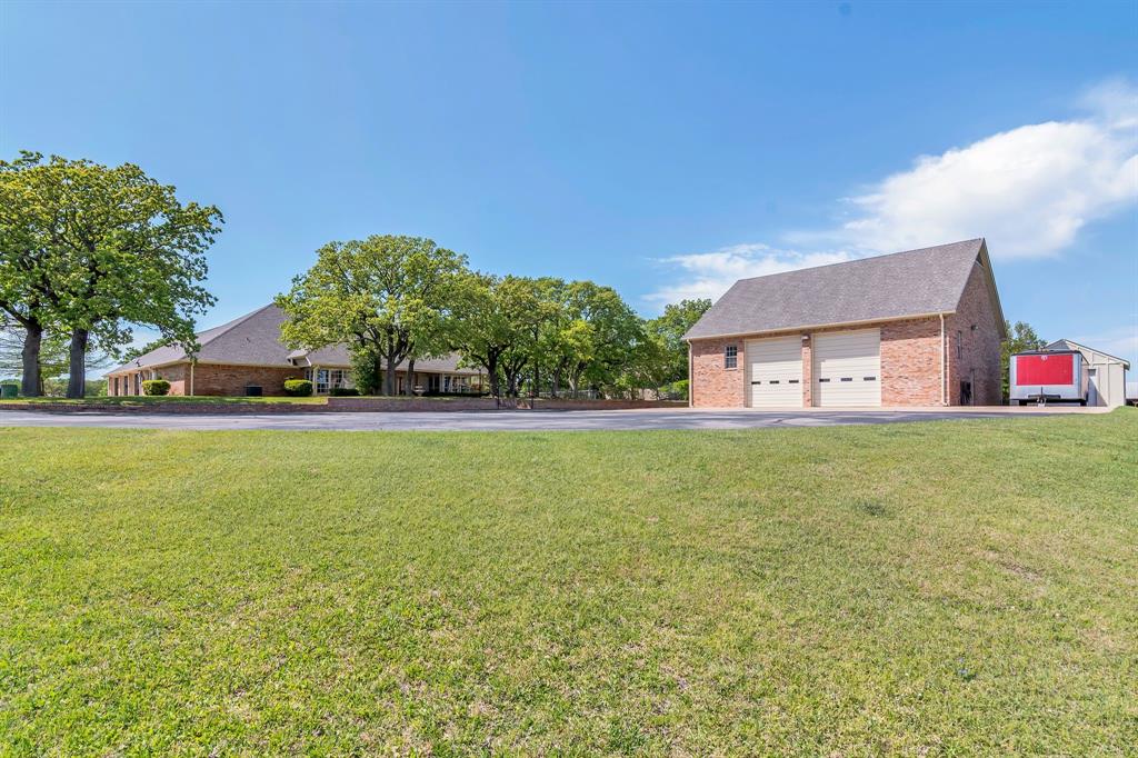 327 Saddle Club Road