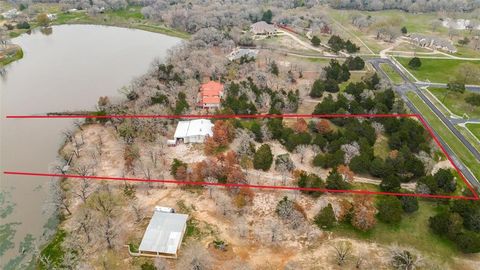 A home in Terrell