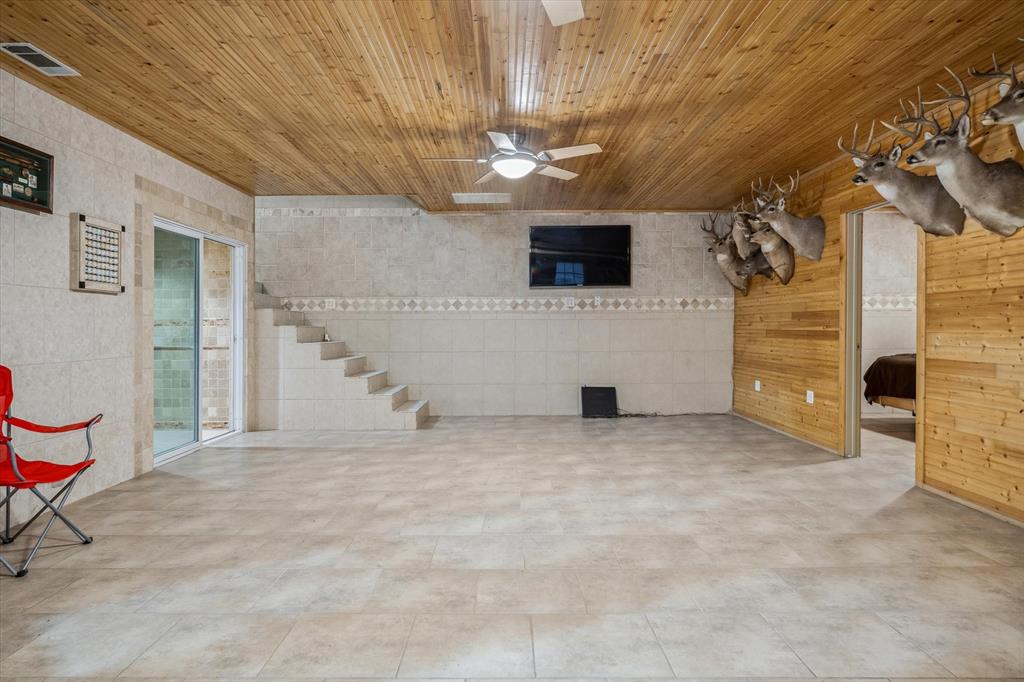 Meadow Wood Park Ranch Estates - Residential