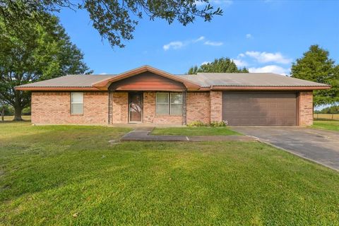 4154 County Road 4120 Bonham TX 75418