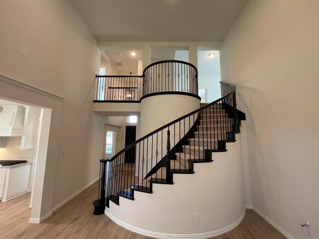 Edgewood Creek - Residential Lease