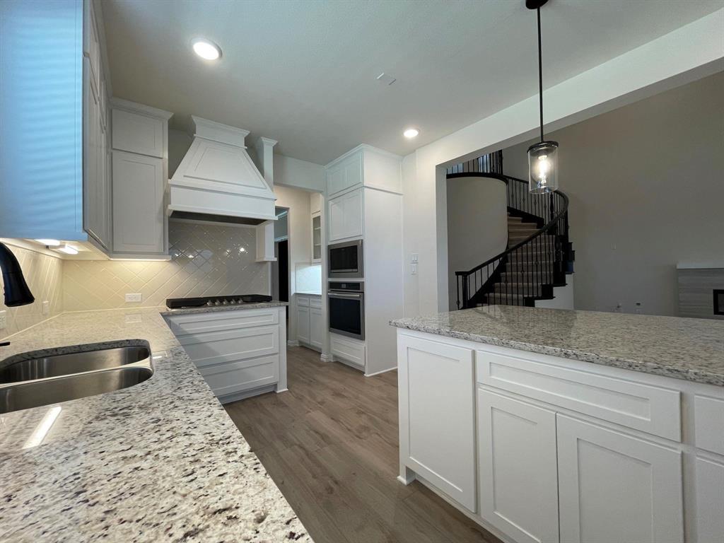 Edgewood Creek - Residential Lease