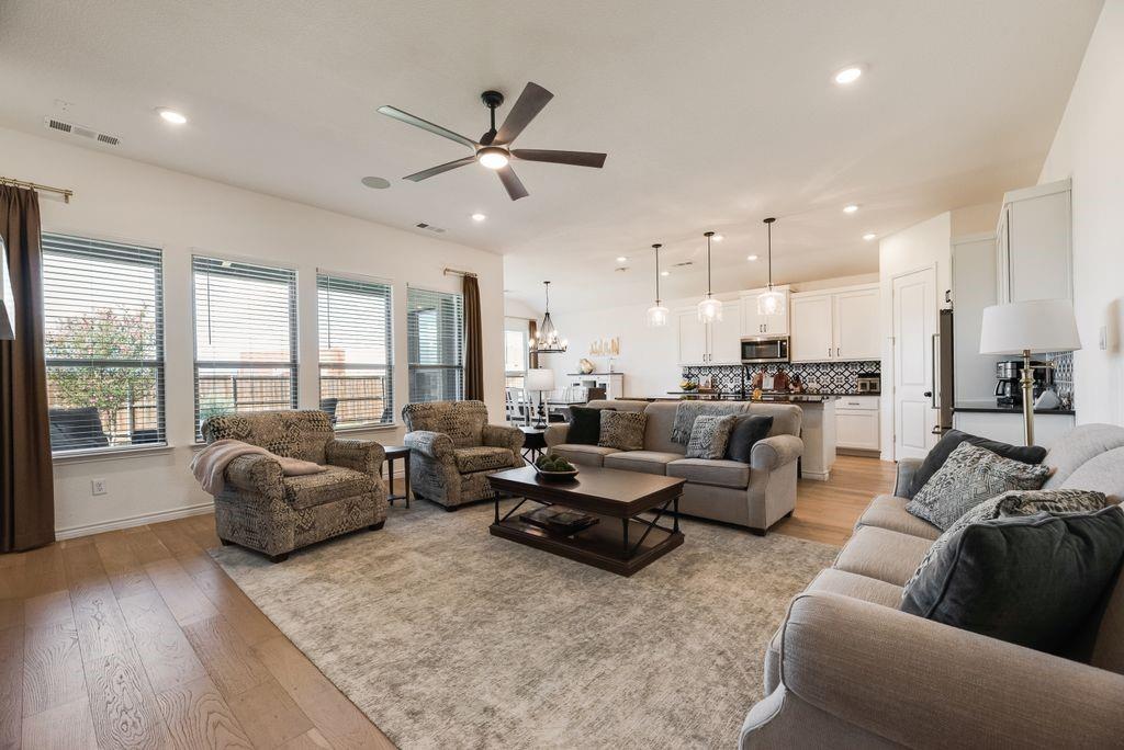 2221 Pinner Court